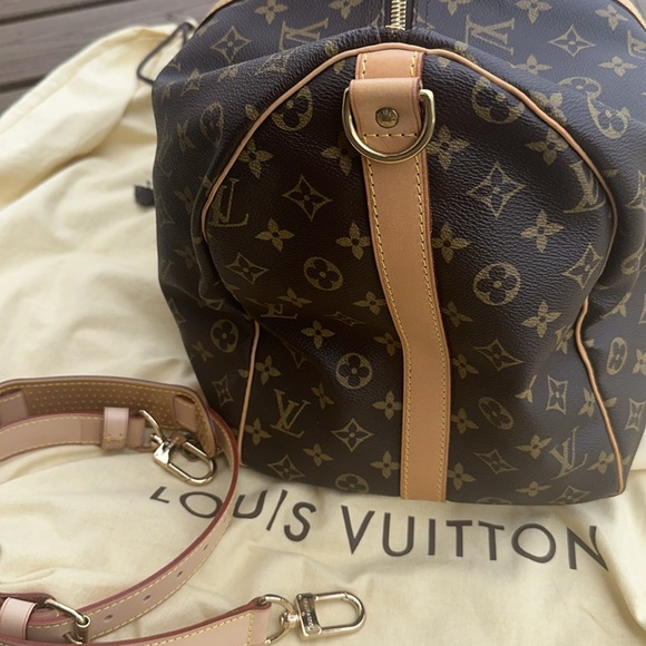 Louis Vuitton Monogram Canvas Duffel with Tan Accents - Picture 4 of 11